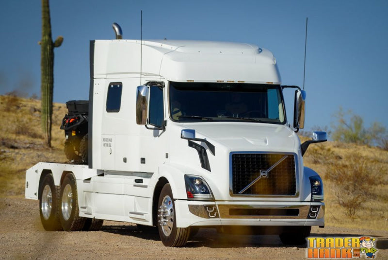 Volvo RV Hauler HDT