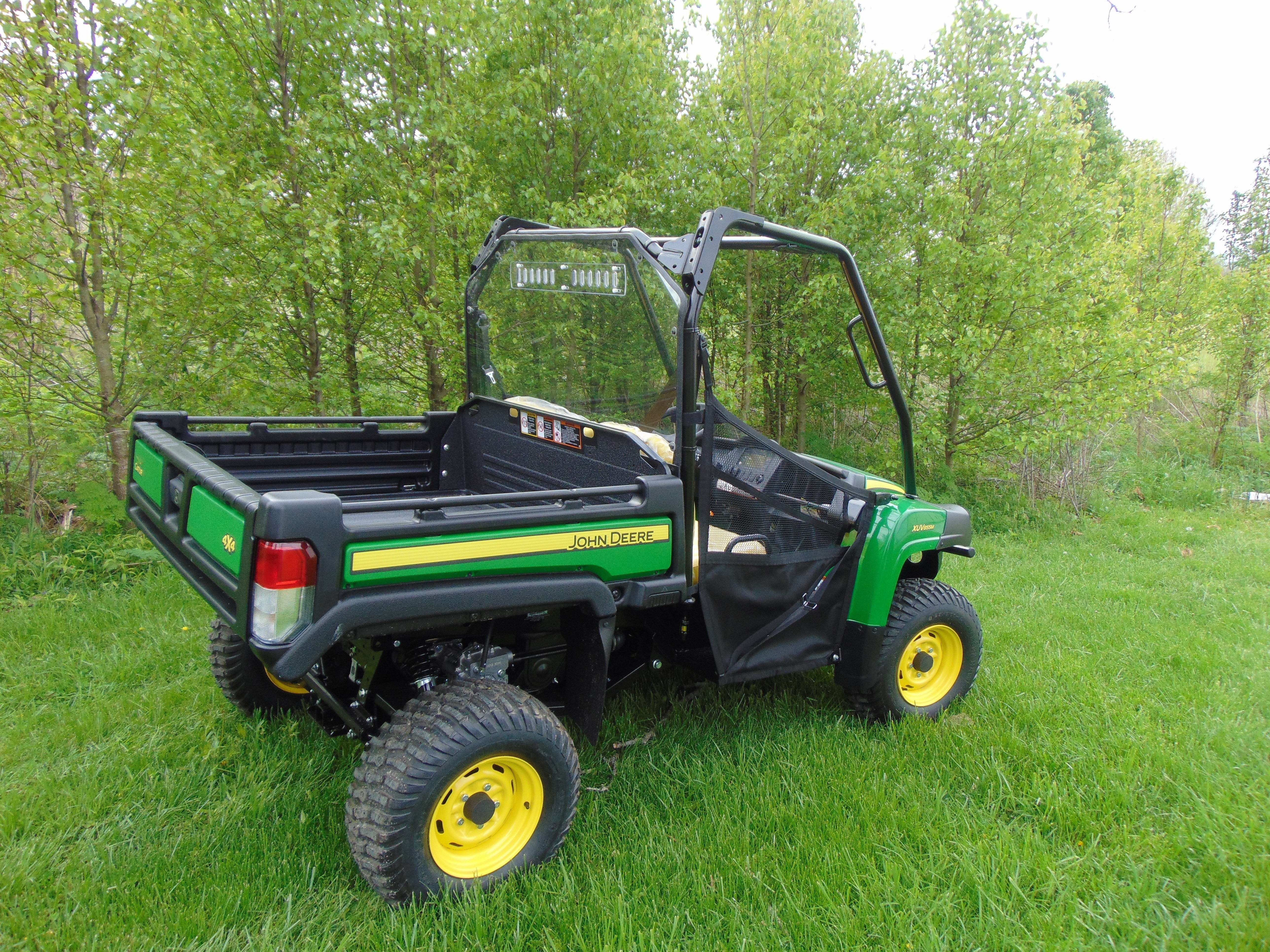 John Deere Gator HPX/XUV (2015+) - Lexan Back Panel w/Clamp, Vent and ABS Lower Panel Options