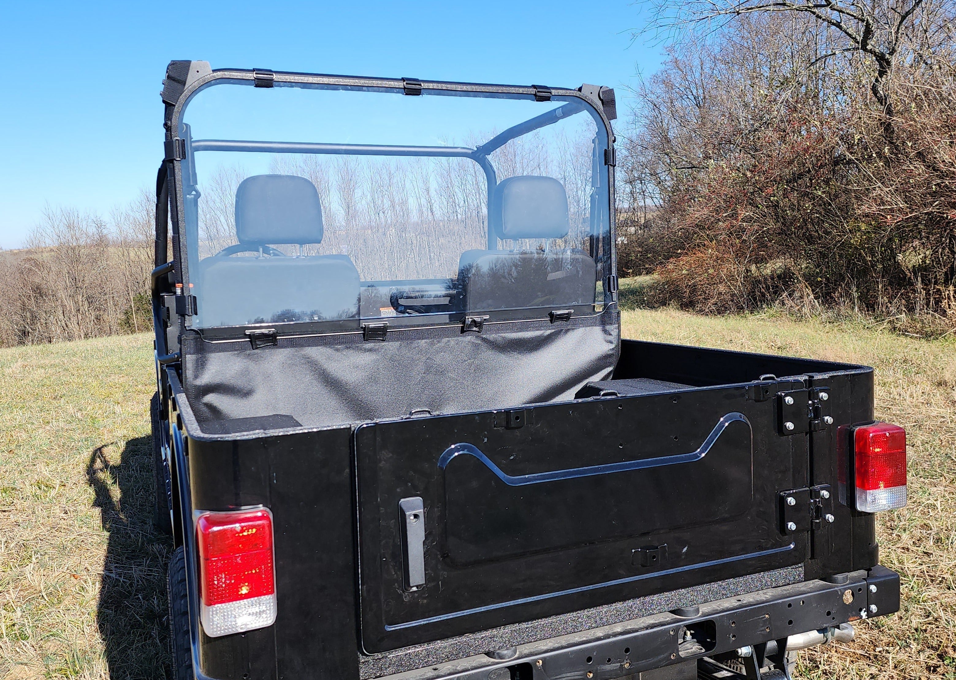 Mahindra Roxor (2022+) - Lexan Back Panel w/Clamp, Vent, and Soft Lower Panel Options