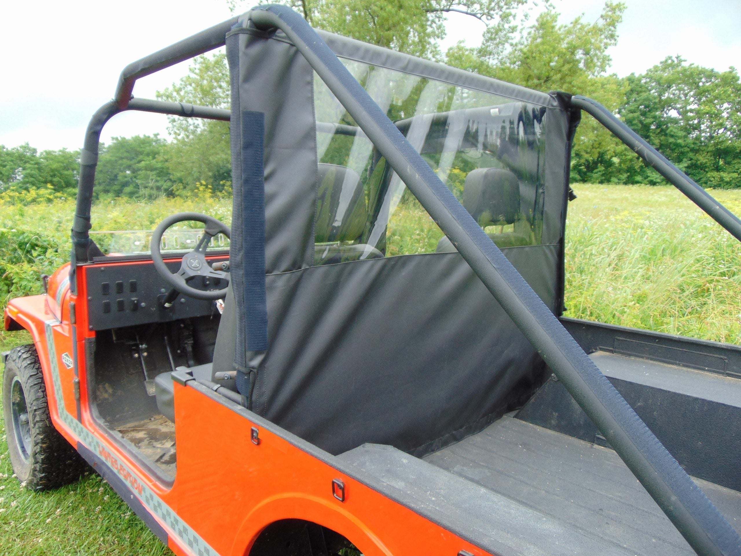 Mahindra Roxor - Soft Back Panel